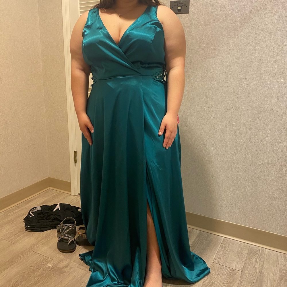 Emerald Green Prom Dress